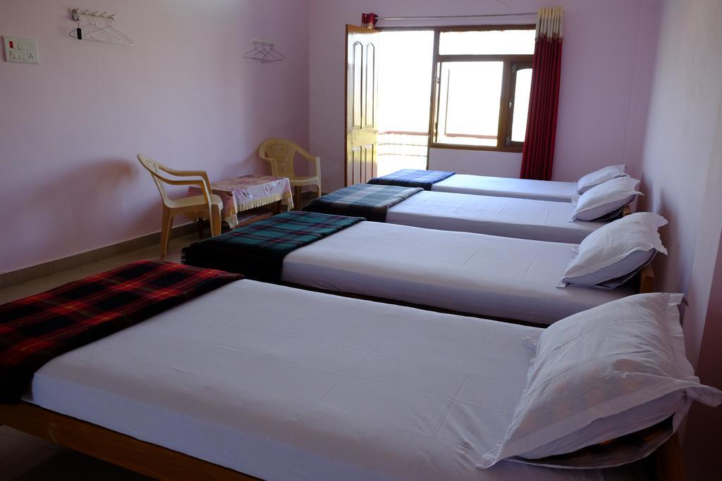Suma Guest House Bodh Gaya Extérieur photo